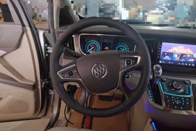 Used Buick GL8 2011 3.0L GT Luxury Business Haoya Edition Steering Wheel