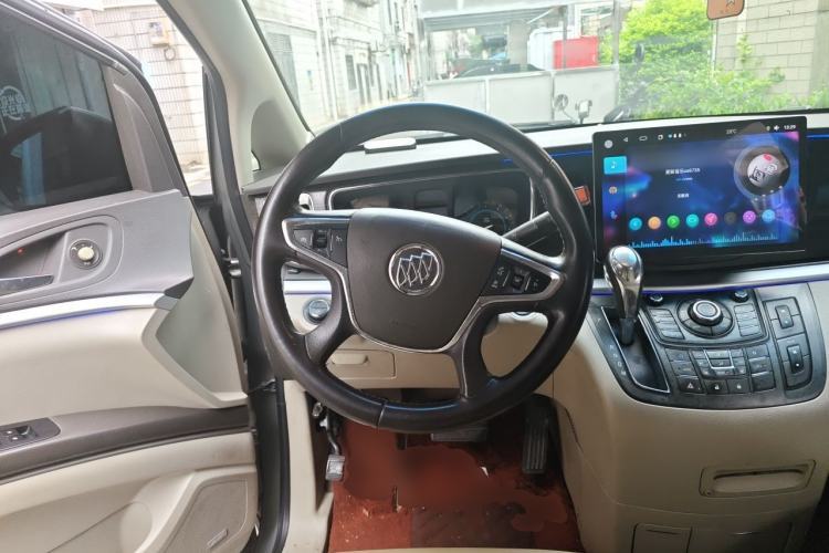 Used Buick GL8 2011 3.0L XT Luxury Business Flagship Edition Steering Wheel