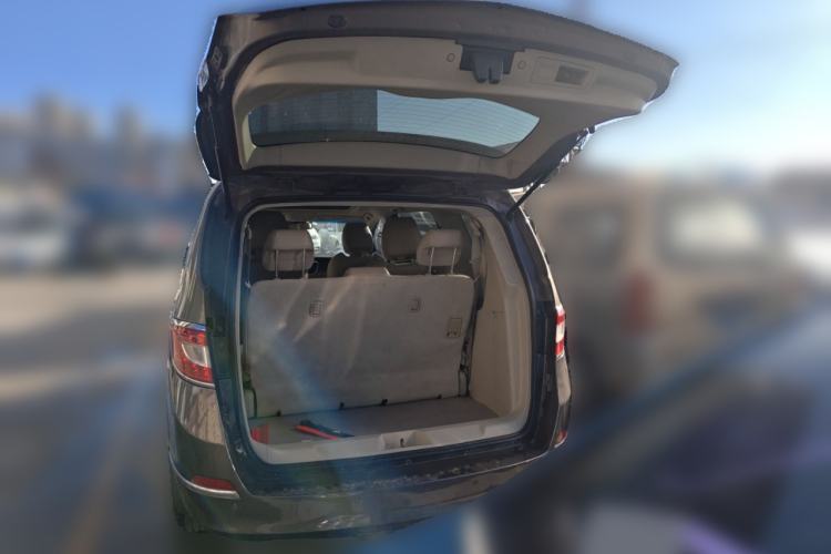 Used Buick GL8 2011 2.4L CT Luxury Business Comfort Edition Trunk