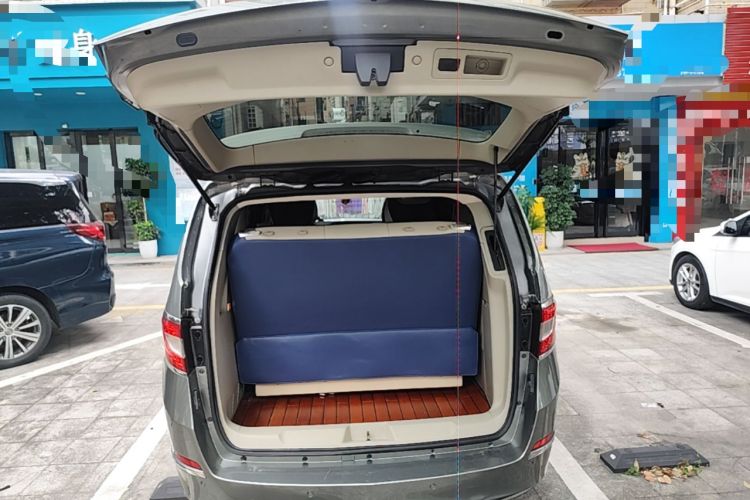 Used Buick GL8 2011 3.0L XT Luxury Business Flagship Edition Trunk