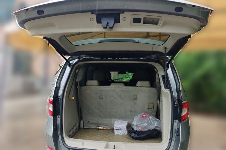 Used Buick GL8 2011 3.0L XT Luxury Business Flagship Edition Trunk