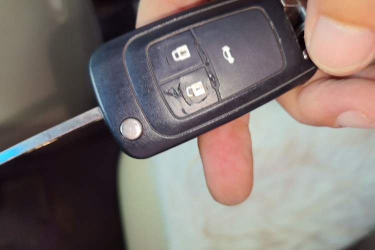 Used Buick GL8 2011 2.4L CT Luxury Business Comfort Edition Vehicle Key