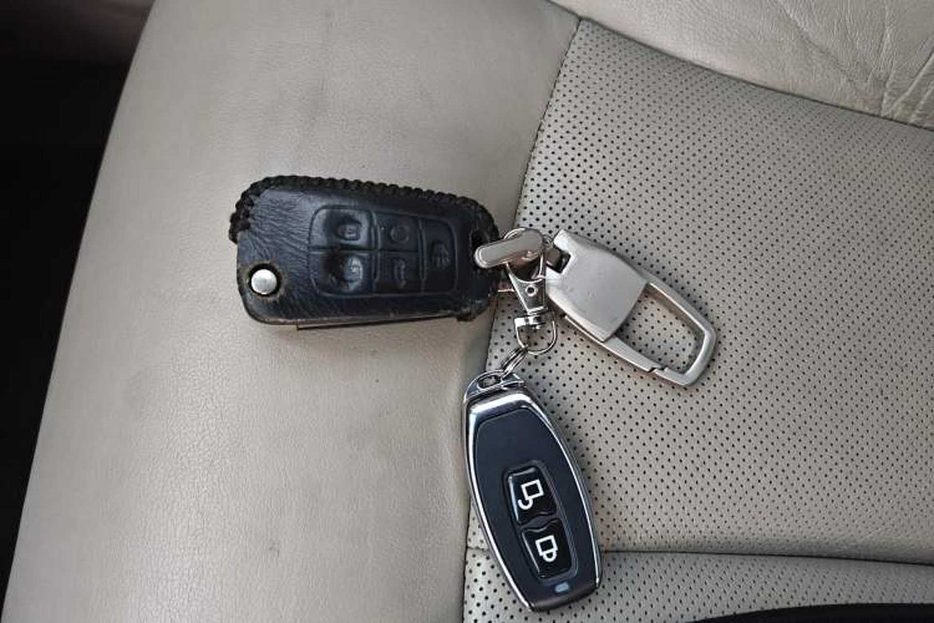 Used Buick GL8 2011 3.0L XT Luxury Business Flagship Edition Vehicle Key