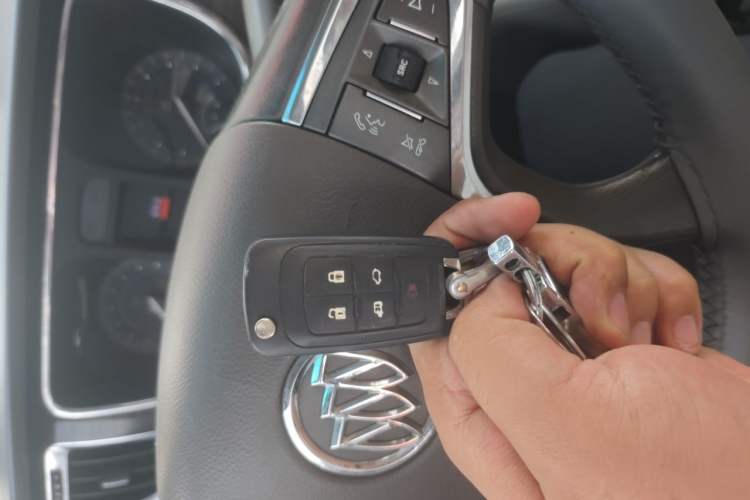 Used Buick GL8 2011 3.0L XT Luxury Business Flagship Edition Vehicle Key