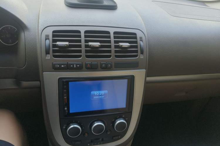 Used Buick GL8 2011 2.4L CT Comfort Edition Audio And AC Panel