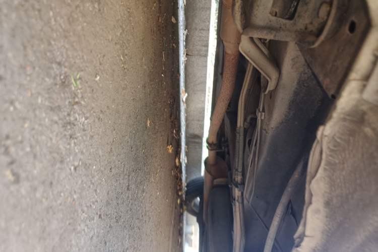 Used Buick GL8 2011 2.4L CT Comfort Edition Chassis Front Left
