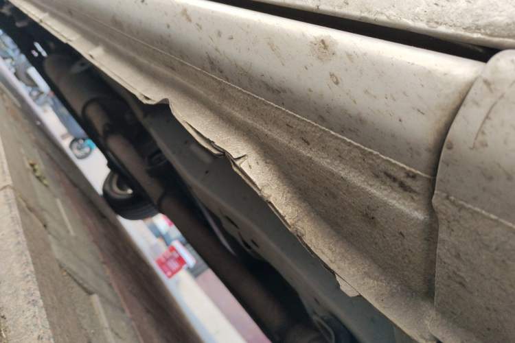 Used Buick GL8 2011 2.4L CT Comfort Edition Chassis Front Right