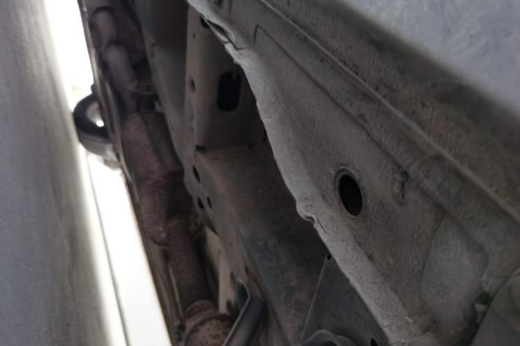 Used Buick GL8 2011 3.0L XT Luxury Business Flagship Edition Chassis Front Right