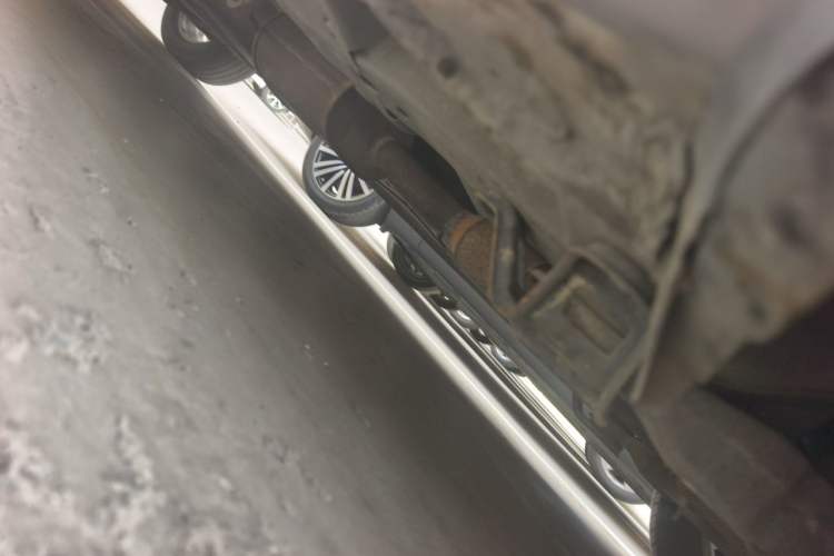 Used Buick GL8 2011 3.0L GT Luxury Business Haoya Edition Chassis Front Right