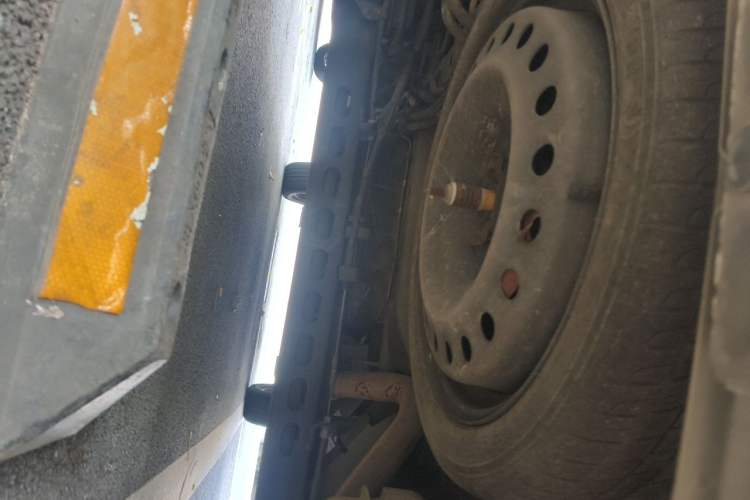 Used Buick GL8 2011 2.4L CT Comfort Edition Chassis Rear