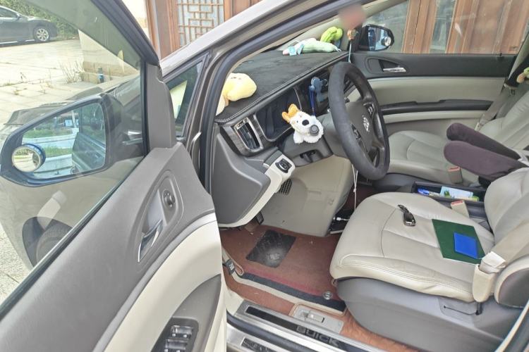 Used Buick GL8 2011 3.0L GT Luxury Business Haoya Edition Driver Seat