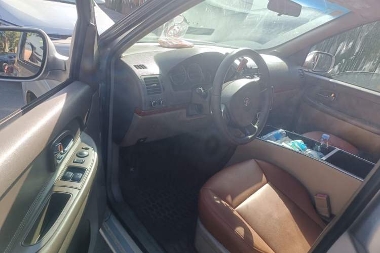 Used Buick GL8 2011 2.4L CT Comfort Edition Driver Seat