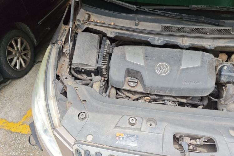 Used Buick GL8 2011 3.0L GT Luxury Business Haoya Edition Engine Bay Right