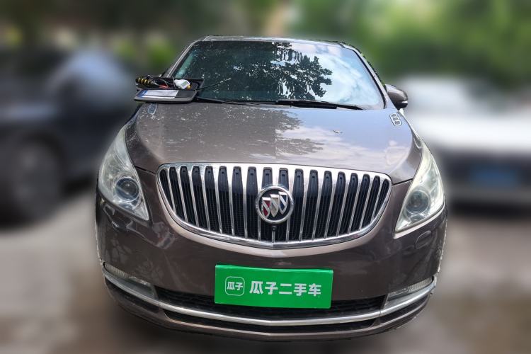 Used Buick GL8 2011 2.4L LT Luxury Business Executive Edition Front