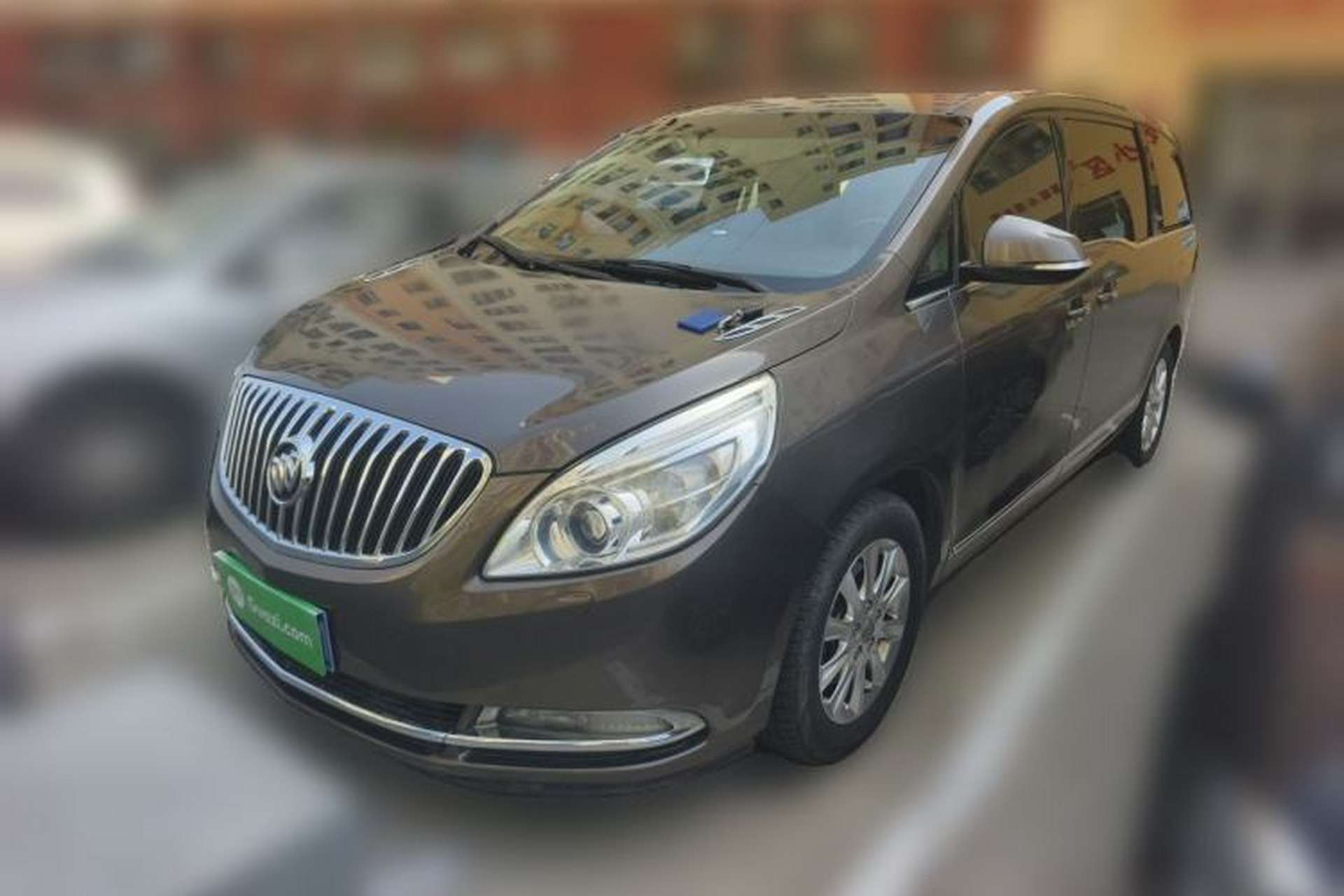Used Buick GL8 2011 3.0L GT Luxury Business Haoya Edition Front Left 45 Deg