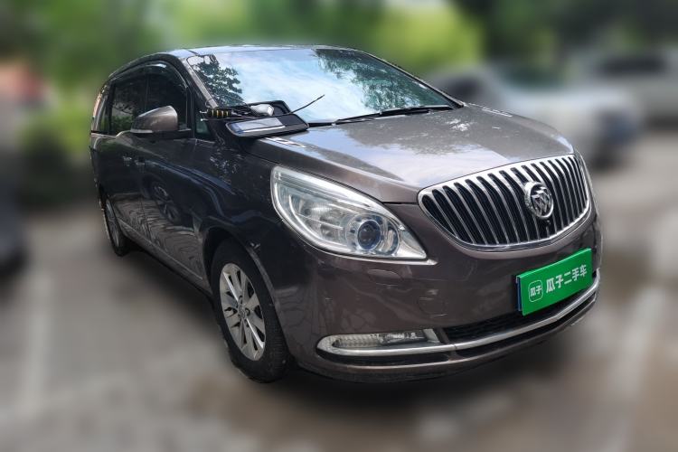 Used Buick GL8 2011 2.4L LT Luxury Business Executive Edition Front Right 45 Deg