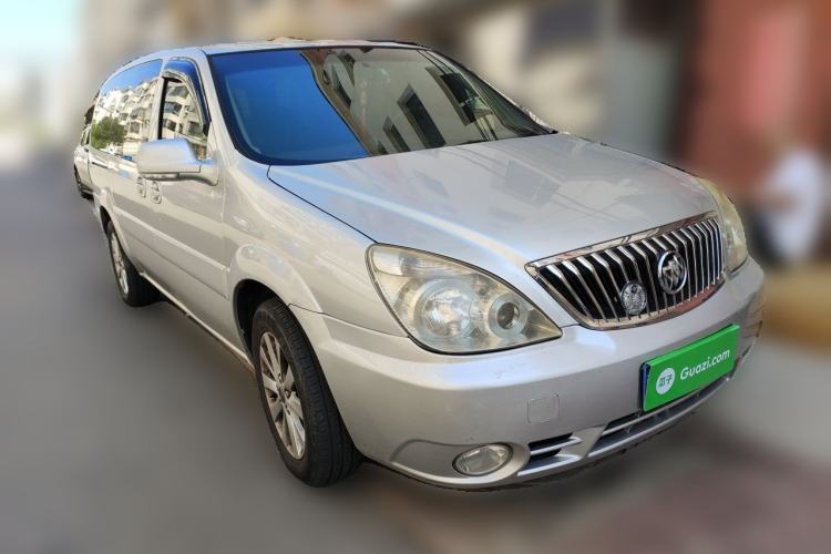 Used Buick GL8 2011 2.4L CT Comfort Edition Front Right 45 Deg
