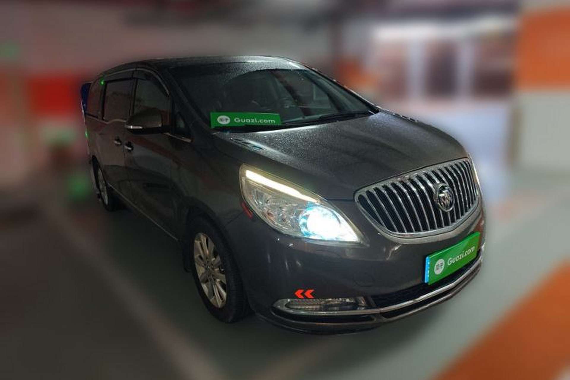 Used Buick GL8 2011 3.0L XT Luxury Business Flagship Edition Front Right 45 Deg