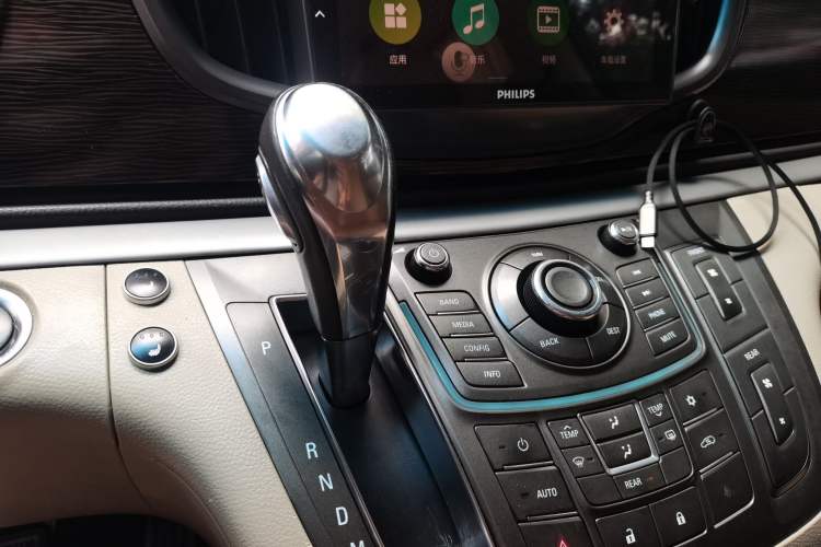 Used Buick GL8 2011 2.4L LT Luxury Business Executive Edition Gear Lever