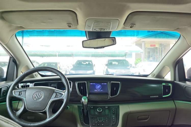 Used Buick GL8 2011 3.0L GT Luxury Business Haoya Edition Headliner