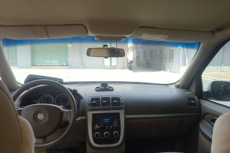 Used Buick GL8 2011 2.4L CT Comfort Edition Headliner