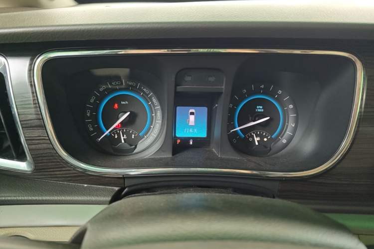 Used Buick GL8 2011 3.0L GT Luxury Business Haoya Edition Instrument Cluster
