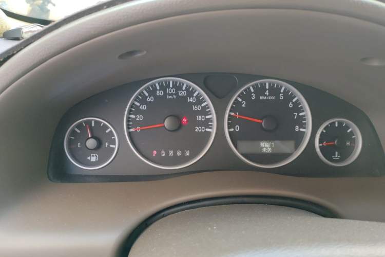 Used Buick GL8 2011 2.4L CT Comfort Edition Instrument Cluster