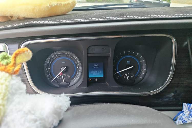 Used Buick GL8 2011 3.0L GT Luxury Business Haoya Edition Instrument Cluster