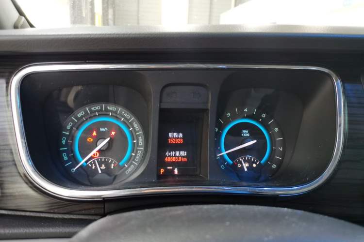 Used Buick GL8 2011 3.0L XT Luxury Business Flagship Edition Instrument Cluster