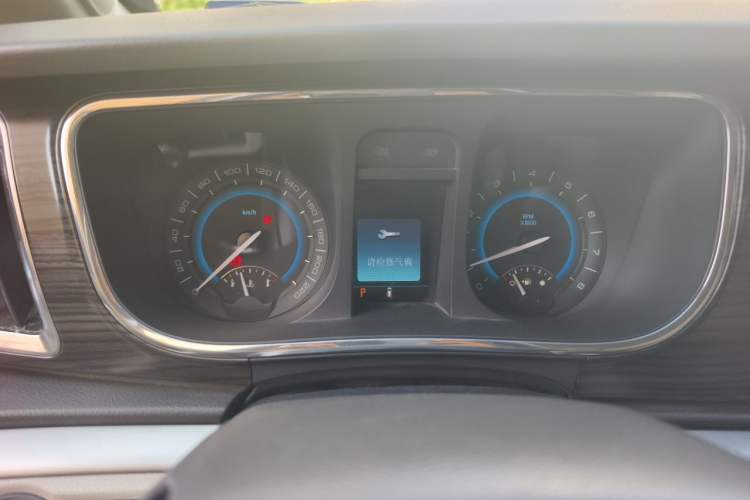 Used Buick GL8 2011 3.0L GT Luxury Business Haoya Edition Instrument Cluster