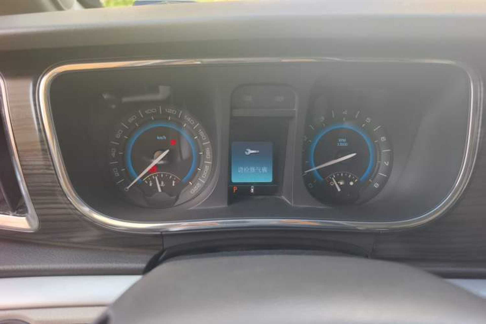 Used Buick GL8 2011 3.0L GT Luxury Business Haoya Edition Instrument Cluster