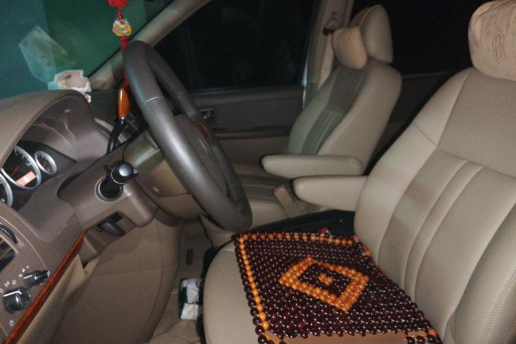 Used Buick GL8 2011 2.4L CT Comfort Edition Left Front Seat