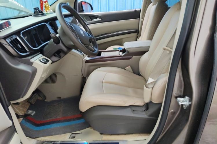 Used Buick GL8 2011 2.4L CT Luxury Business Comfort Edition Left Front Seat
