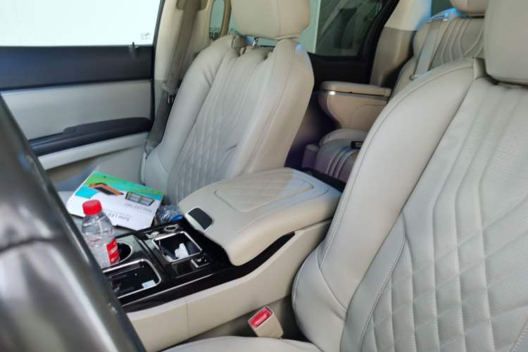 Used Buick GL8 2011 3.0L XT Luxury Business Flagship Edition Left Front Seat
