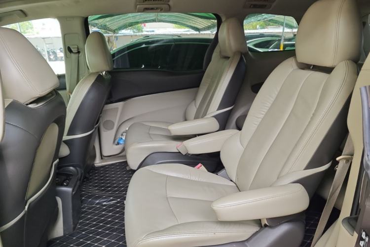 Used Buick GL8 2011 3.0L GT Luxury Business Haoya Edition Left Rear Seat