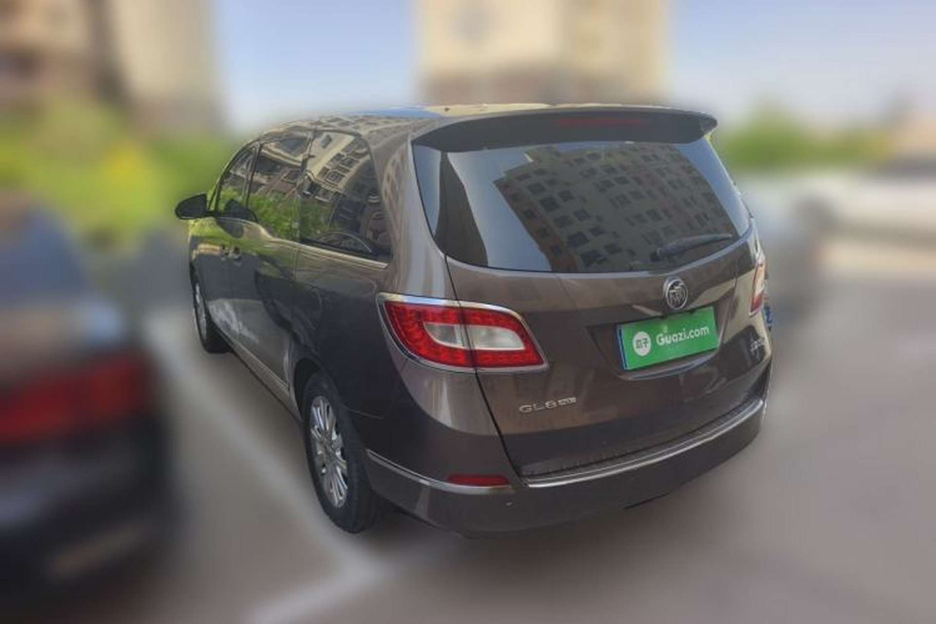 Used Buick GL8 2011 3.0L GT Luxury Business Haoya Edition Rear Left 45 Deg