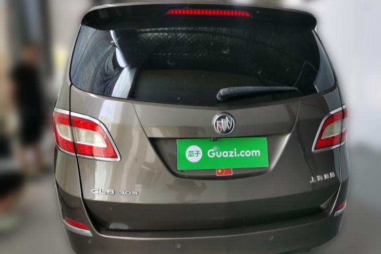 Used Buick GL8 2011 3.0L XT Luxury Business Flagship Edition Rear