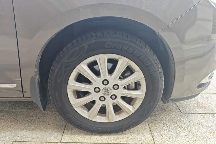 Used Buick GL8 2011 3.0L GT Luxury Business Haoya Edition Right Front Wheel Hub