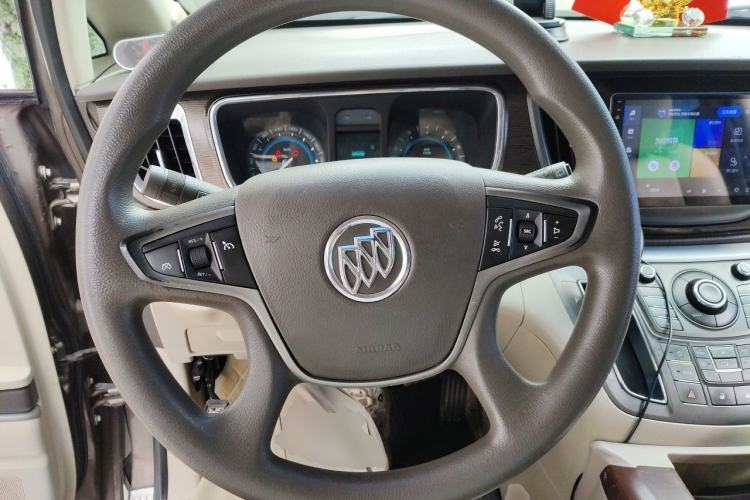 Used Buick GL8 2011 2.4L CT Luxury Business Comfort Edition Steering Wheel