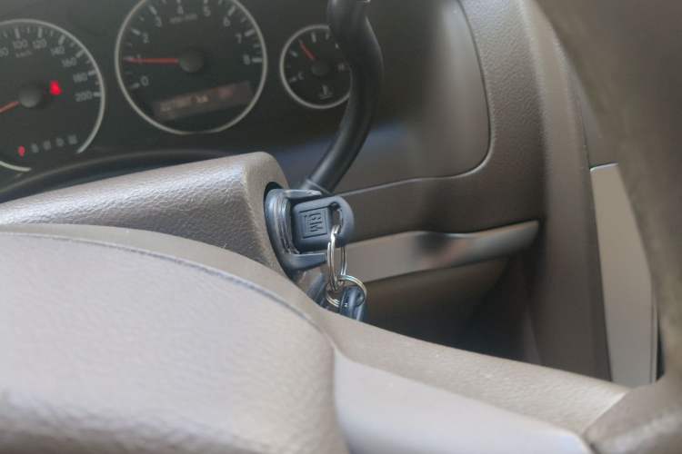 Used Buick GL8 2011 2.4L CT Comfort Edition Vehicle Key