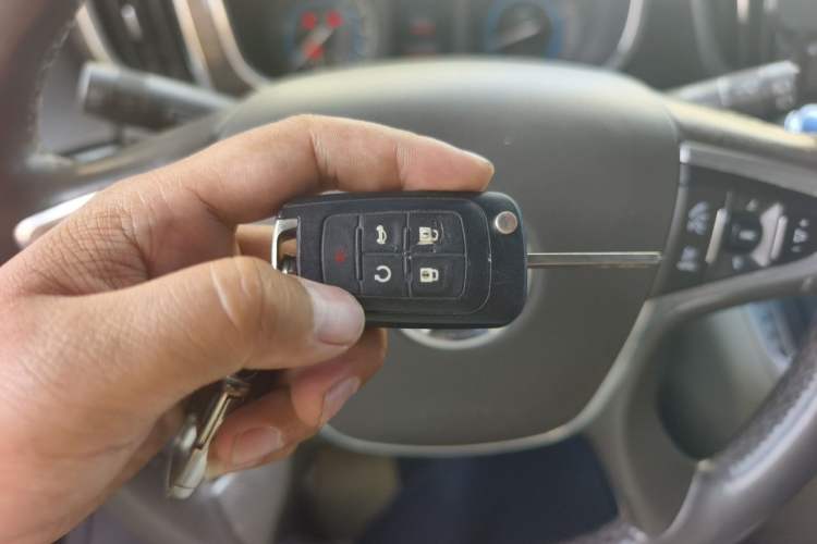 Used Buick GL8 2011 3.0L GT Luxury Business Haoya Edition Vehicle Key