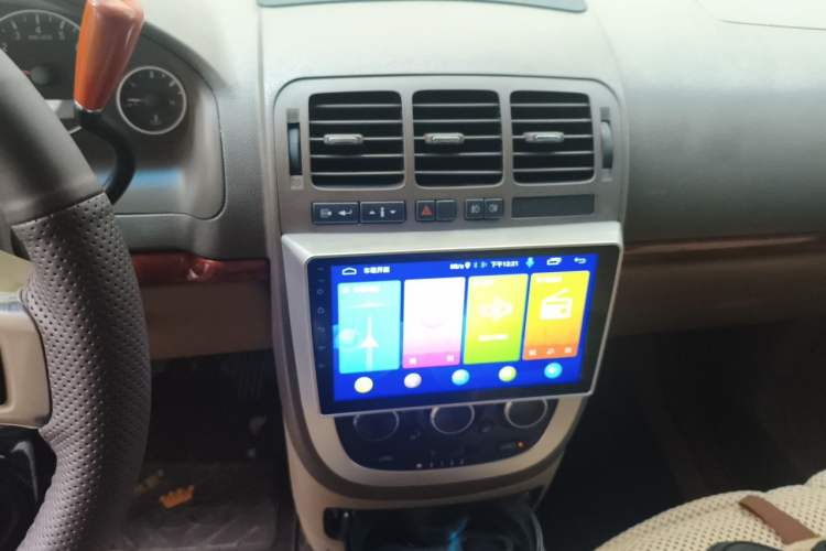 Used Buick GL8 2011 2.4L CT Comfort Edition Audio And AC Panel