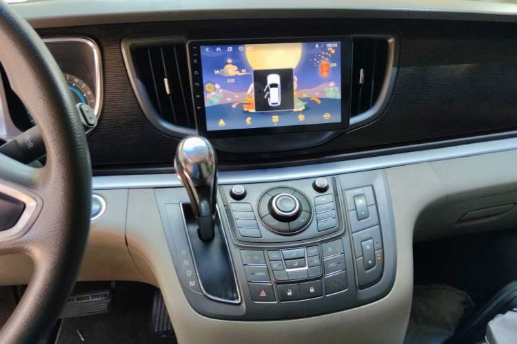 Used Buick GL8 2011 2.4L CT Luxury Business Comfort Edition Audio And AC Panel