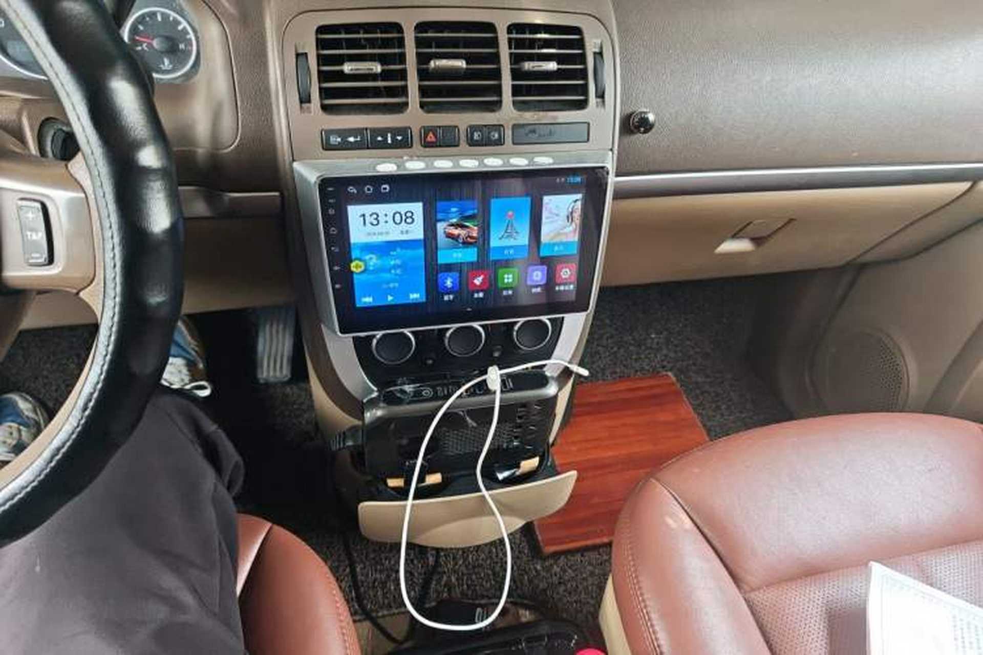 Used Buick GL8 2011 2.4L CT Comfort Edition Audio And AC Panel