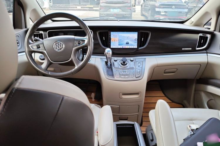 Used Buick GL8 2011 3.0L XT Luxury Business Flagship Edition Center Console