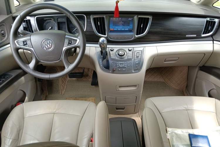 Used Buick GL8 2011 3.0L GT Luxury Business Haoya Edition Center Console