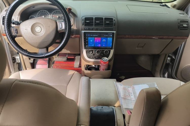 Used Buick GL8 2011 2.4L CT Comfort Edition Center Console