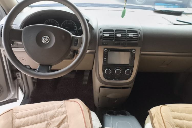 Used Buick GL8 2011 2.4L CT Comfort Edition Center Console