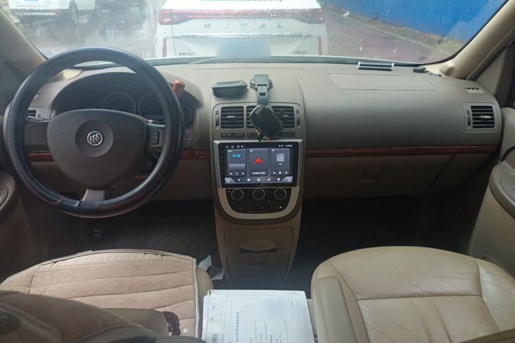 Used Buick GL8 2011 2.4L LT Executive Edition Center Console