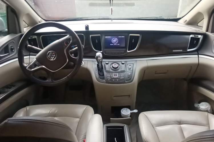 Used Buick GL8 2011 2.4L LT Luxury Business Executive Edition Center Console